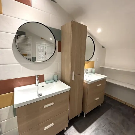 Grand 8 Personnes, Terrasse, Confort, Babyfoot Vivonne